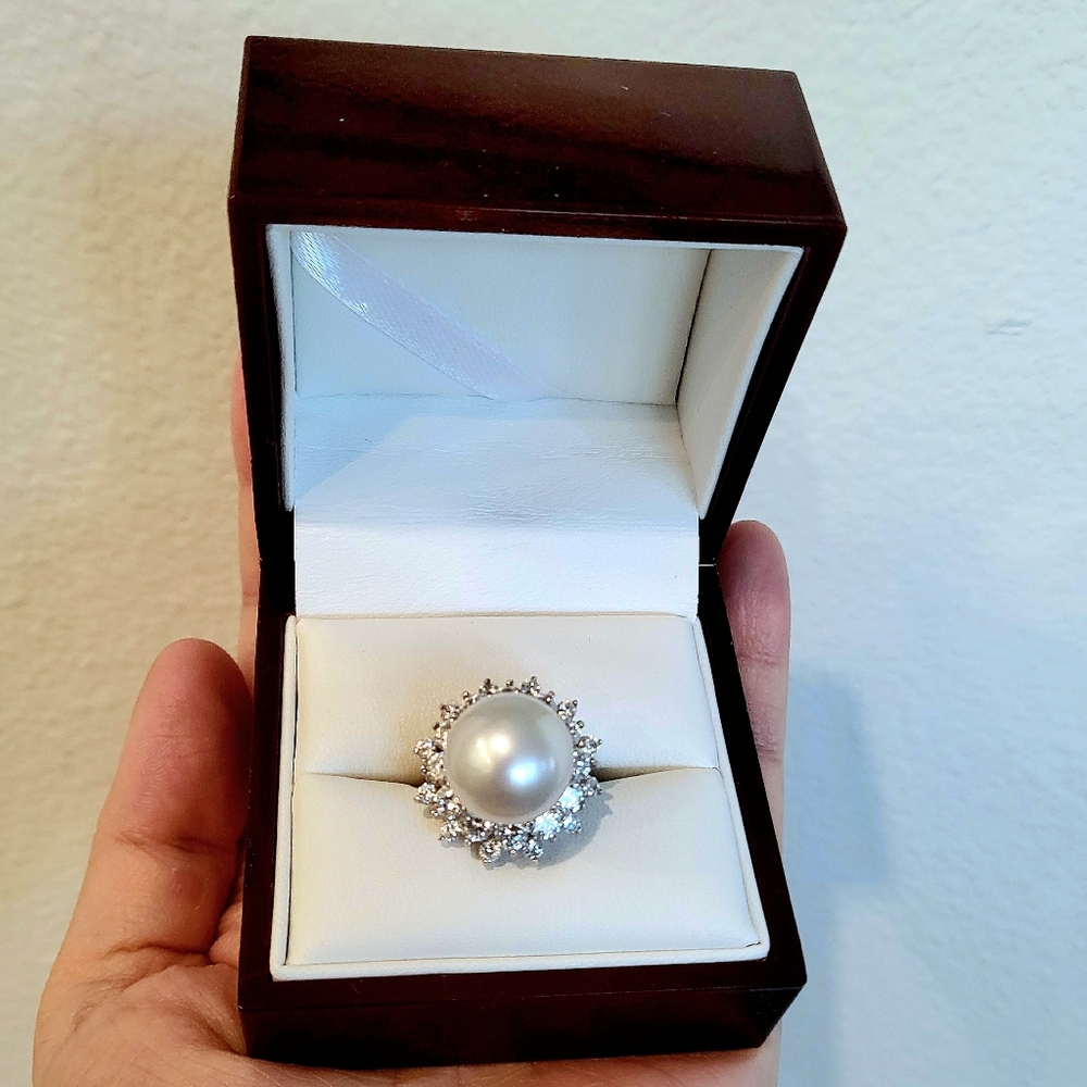 13mm white south sea pearl 14k yellow & white gold ring Sz6 Signity CZ halo